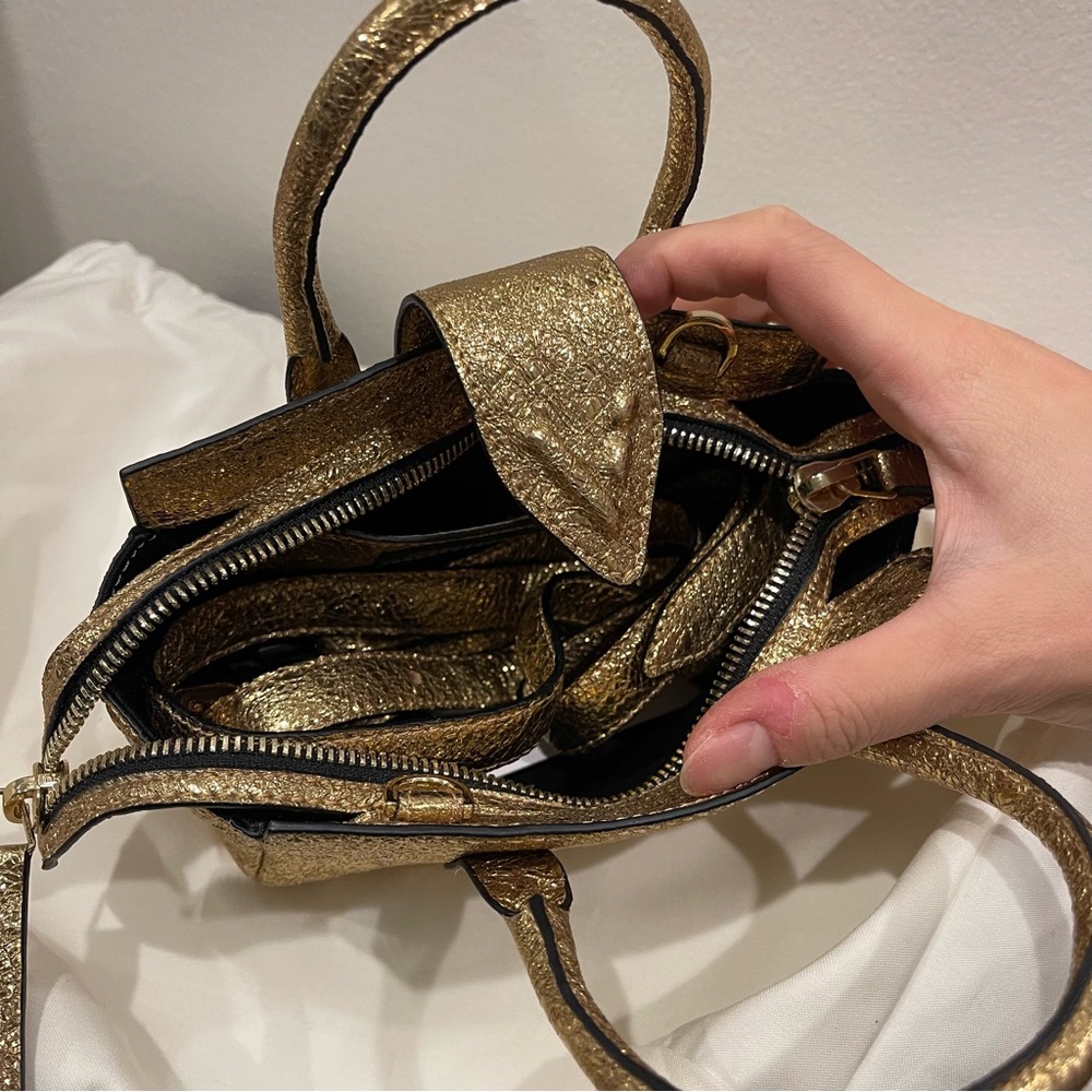 NWT. VIKELE STUDIO Mini Handbag Crossbody Bag - Gold - Picture 5 of 12
